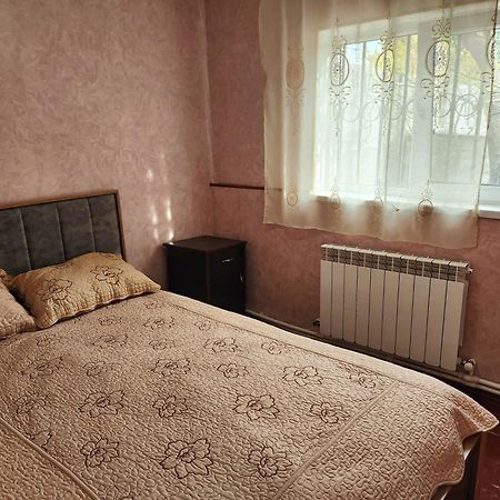 Guesthouse Ttt-1 Тбилиси Экстерьер фото